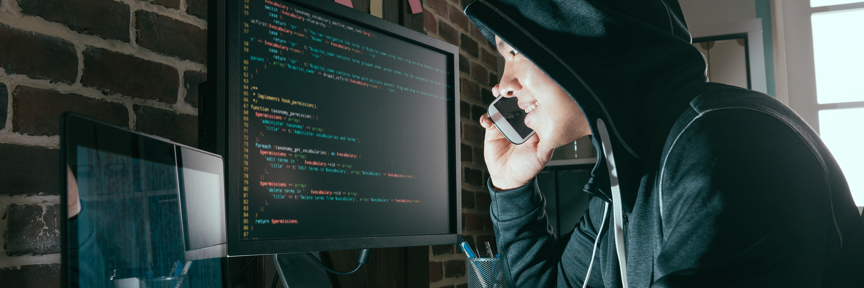 Cybercrime Header Adobestock 177757160 (2)